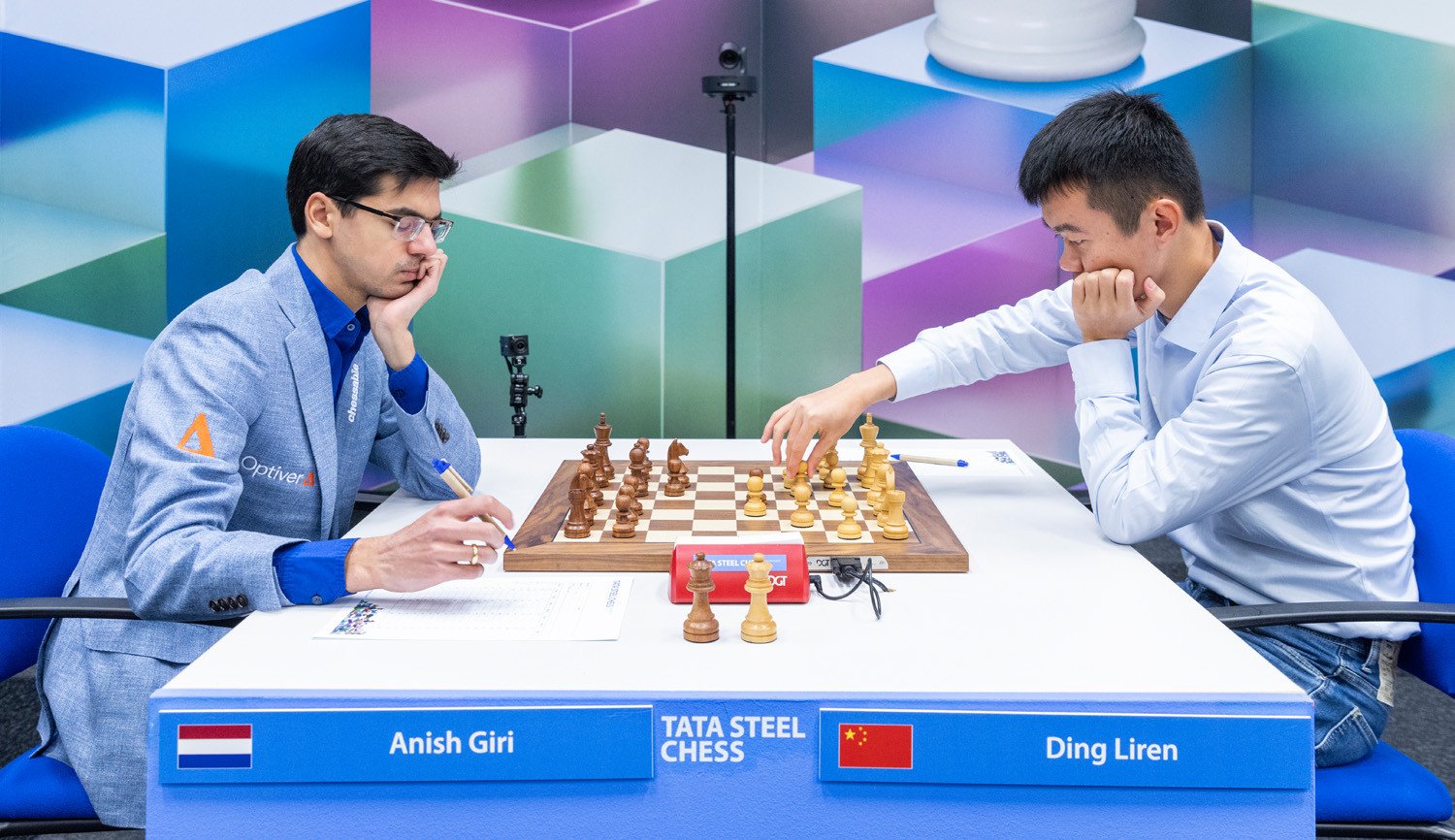 Anish Giri versus Magnus Carlsen, Tata Steel Chess 2023 Rd. No. 4